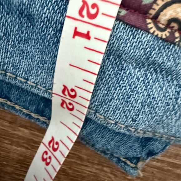 Upcycled Lightweight Denim Trucker Jacket w/Shawn Mendes Graphic On Back Size L - Picture 10 of 10